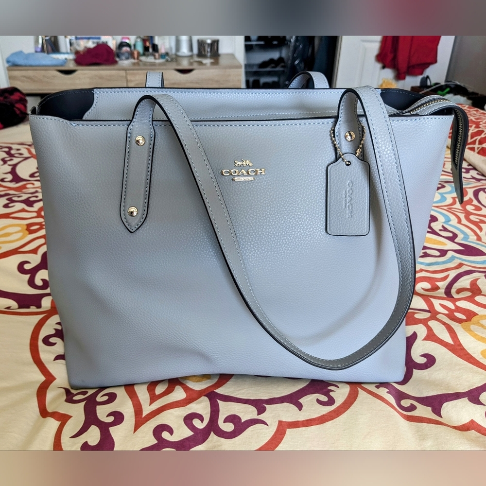 SOLD - Coach Tote